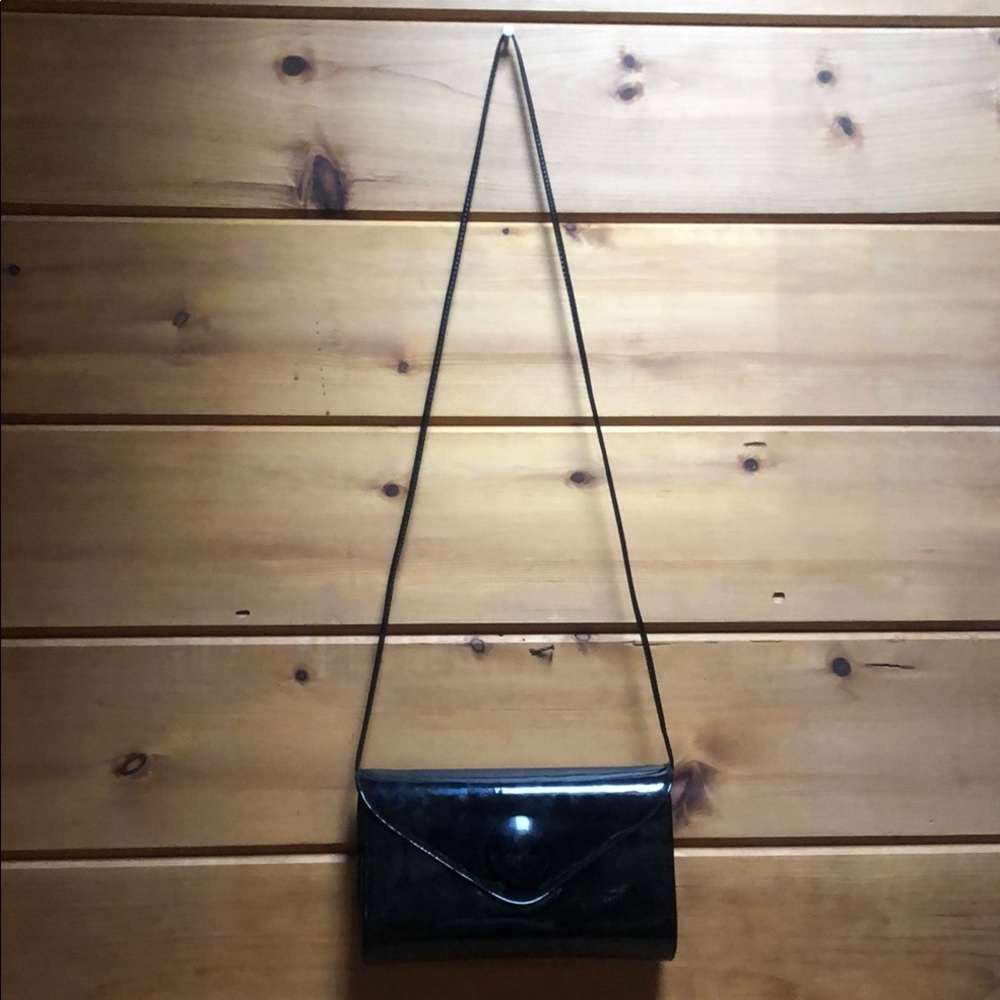 Ande’ brand vintage 1980’s black patent leather hard shell shoulder bag purse